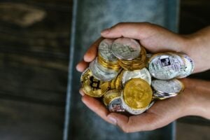 GENIUS and CLARITY Acts Passed in Crypto Week: Altcoins Like $SNORT to Explode Soon?